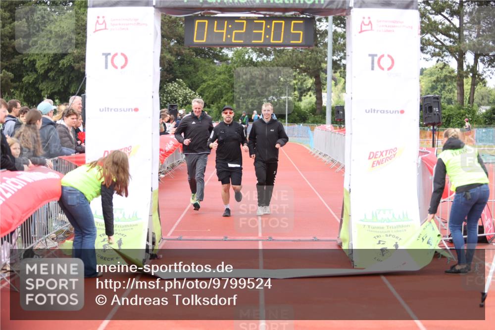 14.06.2026 - 7 Türme Triathlon Andreas Tolksdorf http://msf.ph/oto/9799524 14.06.2026 15:23:04 Ziel 1020, 1198 meine-sportfotos.de