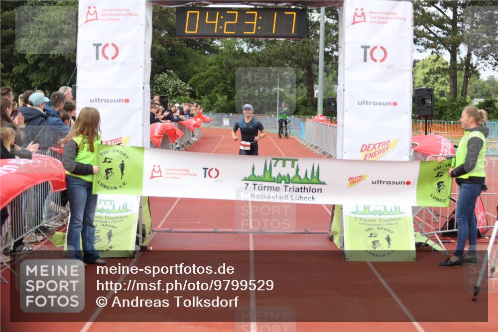 14.06.2026 - 7 Türme Triathlon Andreas Tolksdorf http://msf.ph/oto/9799529 14.06.2026 15:23:16 Ziel 848 meine-sportfotos.de