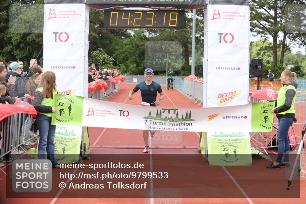14.06.2026 - 7 Türme Triathlon Andreas Tolksdorf http://msf.ph/oto/9799533 14.06.2026 15:23:17 Ziel 848 meine-sportfotos.de