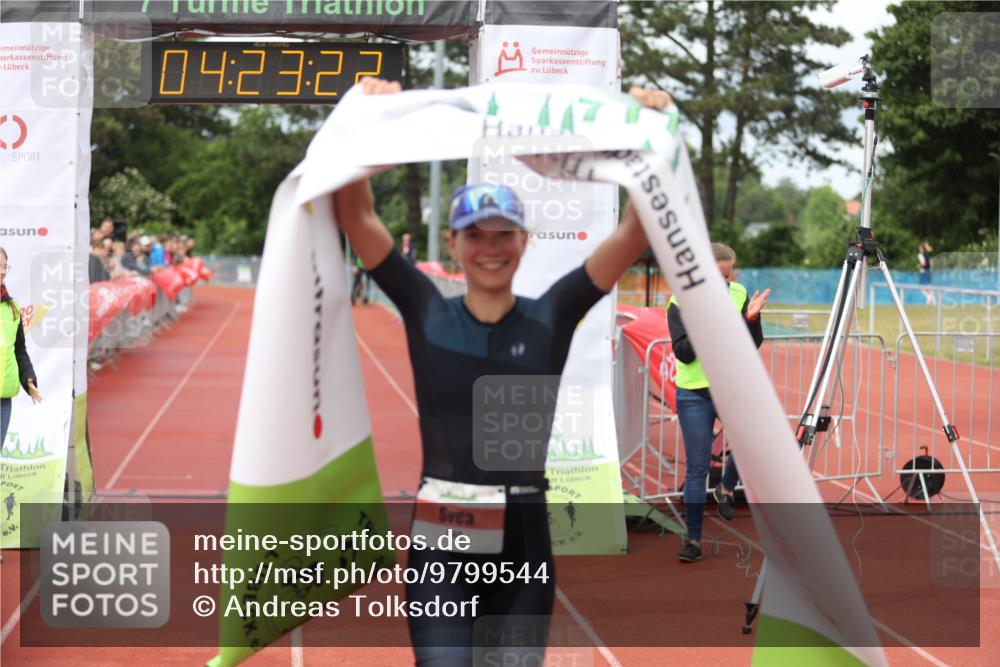 14.06.2026 - 7 Türme Triathlon Andreas Tolksdorf http://msf.ph/oto/9799544 14.06.2026 15:23:21 Ziel 848 meine-sportfotos.de