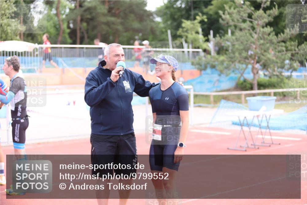 14.06.2026 - 7 Türme Triathlon Andreas Tolksdorf http://msf.ph/oto/9799552 14.06.2026 15:23:55 Ziel  meine-sportfotos.de