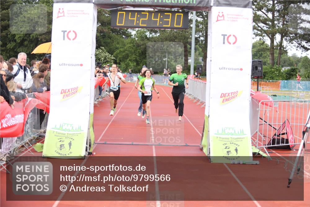 14.06.2026 - 7 Türme Triathlon Andreas Tolksdorf http://msf.ph/oto/9799566 14.06.2026 15:24:28 Ziel 661, 897, 1151 meine-sportfotos.de