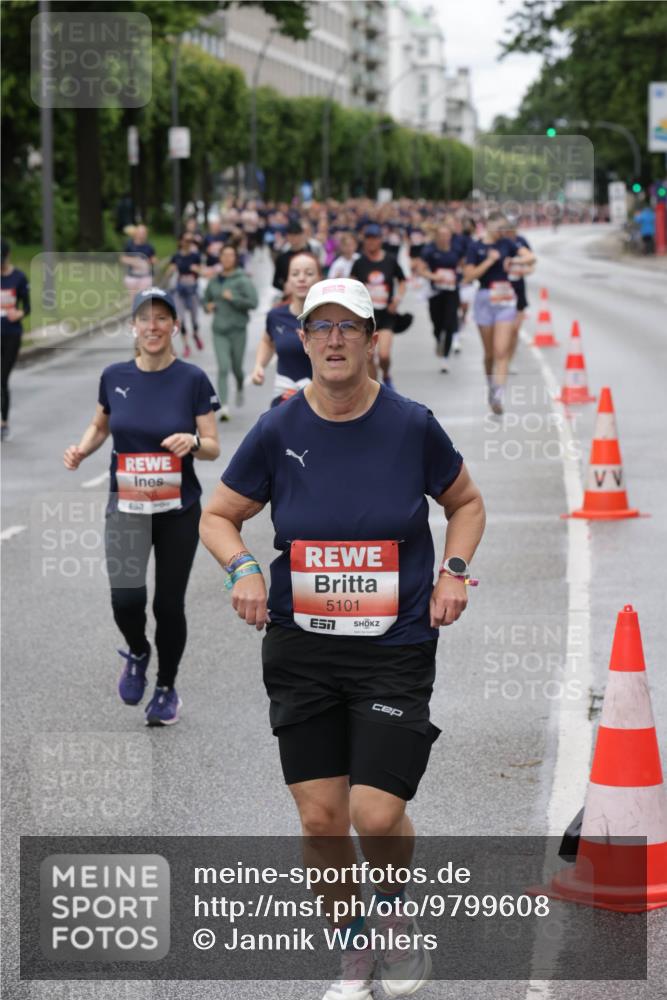 14.06.2026 - REWE Women's Run Jannik Wohlers http://msf.ph/oto/9799608 14.06.2026 10:39:15 Laufen 6801, 657, 5101 meine-sportfotos.de