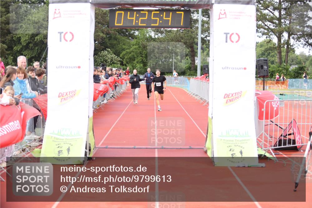 14.06.2026 - 7 Türme Triathlon Andreas Tolksdorf http://msf.ph/oto/9799613 14.06.2026 15:25:46 Ziel 1192 meine-sportfotos.de