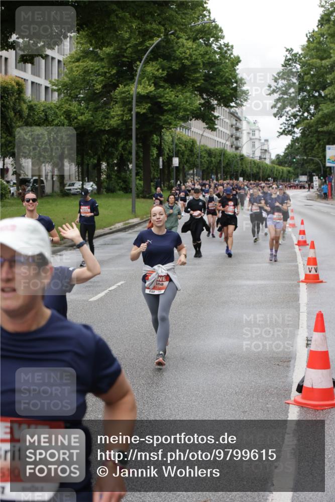 14.06.2026 - REWE Women's Run Jannik Wohlers http://msf.ph/oto/9799615 14.06.2026 10:39:17 Laufen 5101 meine-sportfotos.de
