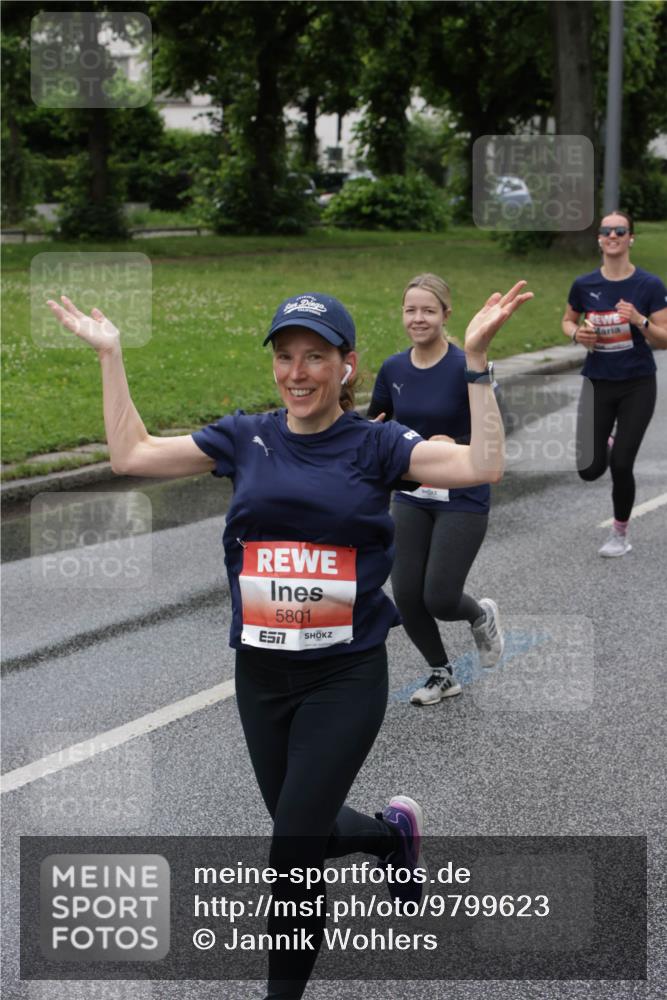 14.06.2026 - REWE Women's Run Jannik Wohlers http://msf.ph/oto/9799623 14.06.2026 10:39:17 Laufen 5801, 7 meine-sportfotos.de