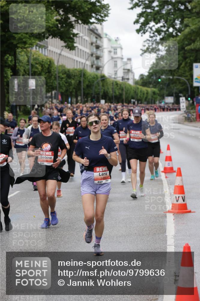 14.06.2026 - REWE Women's Run Jannik Wohlers http://msf.ph/oto/9799636 14.06.2026 10:39:20 Laufen 5212, 5403, 57 meine-sportfotos.de
