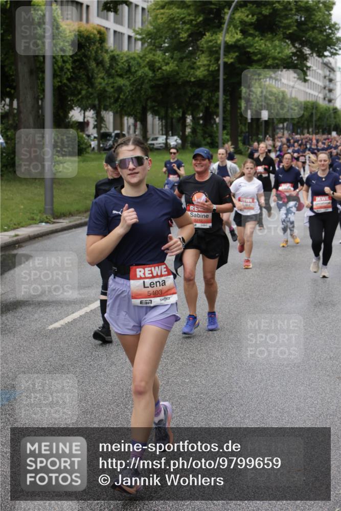 14.06.2026 - REWE Women's Run Jannik Wohlers http://msf.ph/oto/9799659 14.06.2026 10:39:23 Laufen 5403, 5212 meine-sportfotos.de