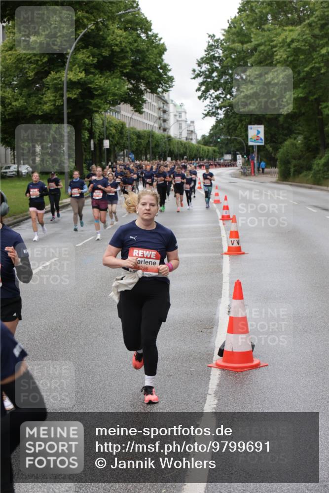 14.06.2026 - REWE Women's Run Jannik Wohlers http://msf.ph/oto/9799691 14.06.2026 10:39:29 Laufen 5226 meine-sportfotos.de