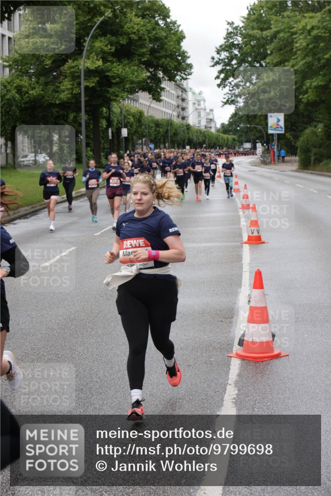 14.06.2026 - REWE Women's Run Jannik Wohlers http://msf.ph/oto/9799698 14.06.2026 10:39:30 Laufen 522 meine-sportfotos.de