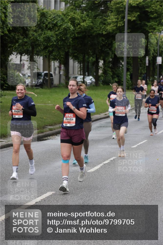 14.06.2026 - REWE Women's Run Jannik Wohlers http://msf.ph/oto/9799705 14.06.2026 10:39:33 Laufen 5112, 5233, 57 meine-sportfotos.de
