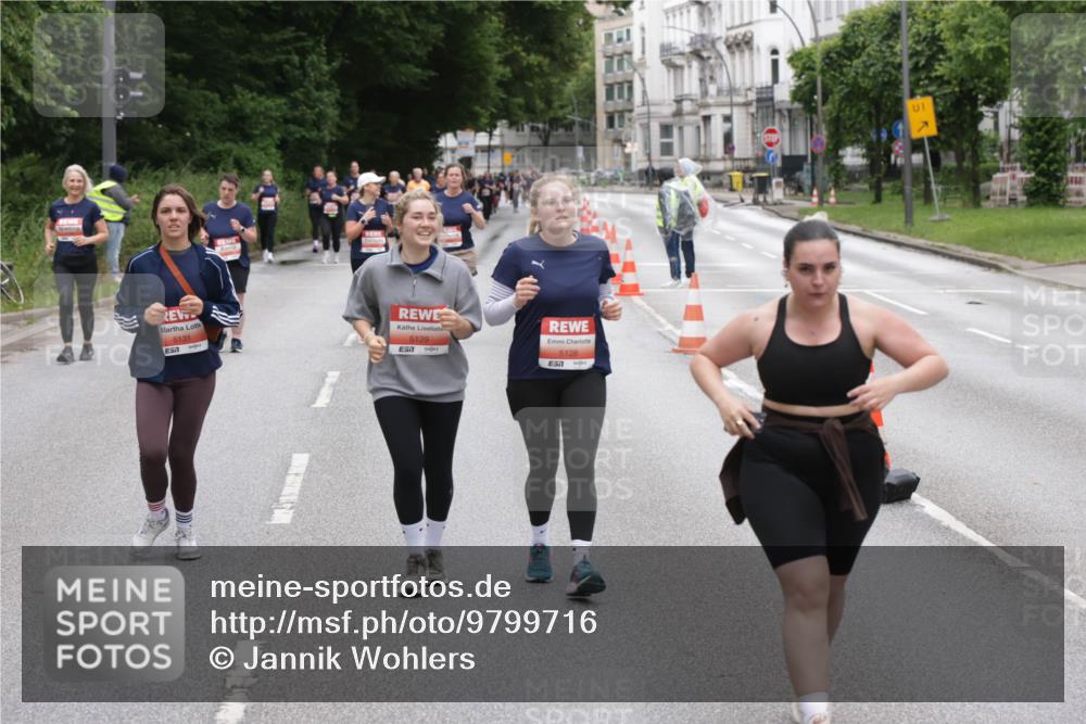 14.06.2026 - REWE Women's Run Jannik Wohlers http://msf.ph/oto/9799716 14.06.2026 11:02:07 Laufen 5131, 5129, 57, 5, 5128, 1 meine-sportfotos.de