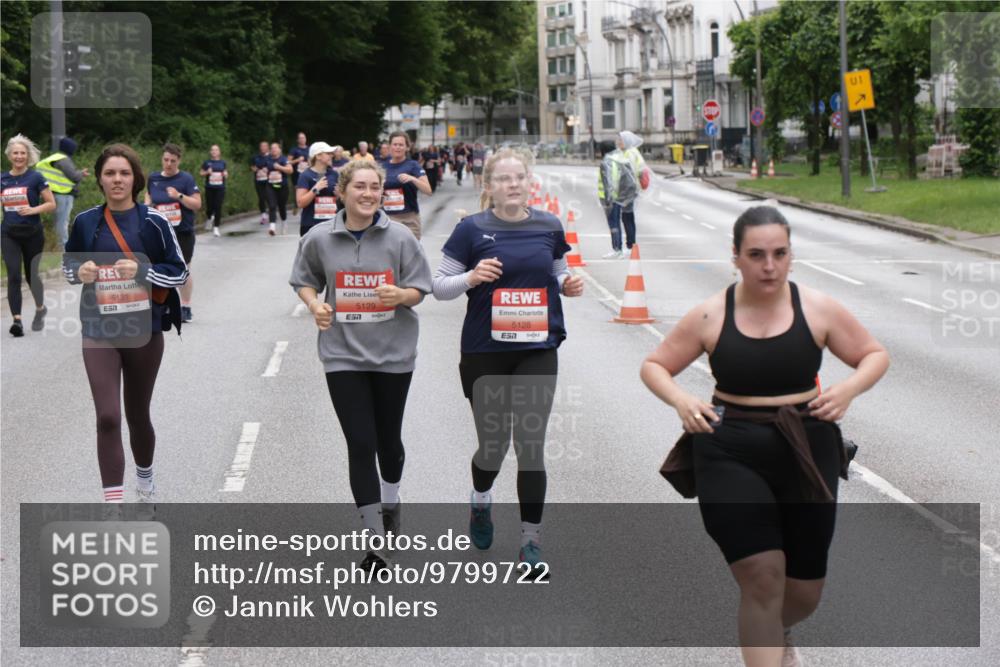 14.06.2026 - REWE Women's Run Jannik Wohlers http://msf.ph/oto/9799722 14.06.2026 11:02:07 Laufen 5131, 5129, 5128, 01 meine-sportfotos.de