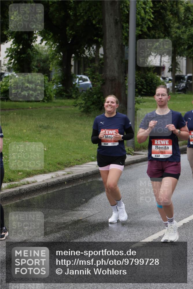 14.06.2026 - REWE Women's Run Jannik Wohlers http://msf.ph/oto/9799728 14.06.2026 10:39:34 Laufen 5112, 7, 5233, 7 meine-sportfotos.de