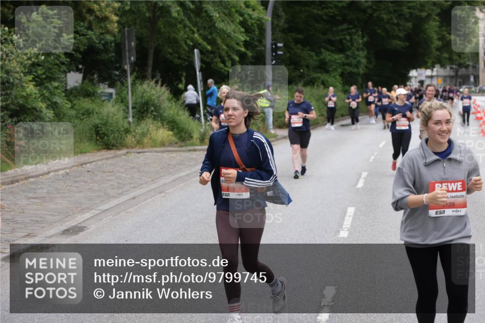 14.06.2026 - REWE Women's Run Jannik Wohlers http://msf.ph/oto/9799745 14.06.2026 11:02:09 Laufen 5131, 129 meine-sportfotos.de