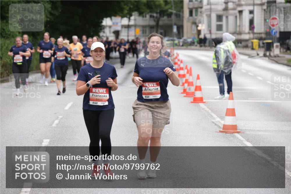 14.06.2026 - REWE Women's Run Jannik Wohlers http://msf.ph/oto/9799762 14.06.2026 11:02:11 Laufen 5459, 57, 5931 meine-sportfotos.de