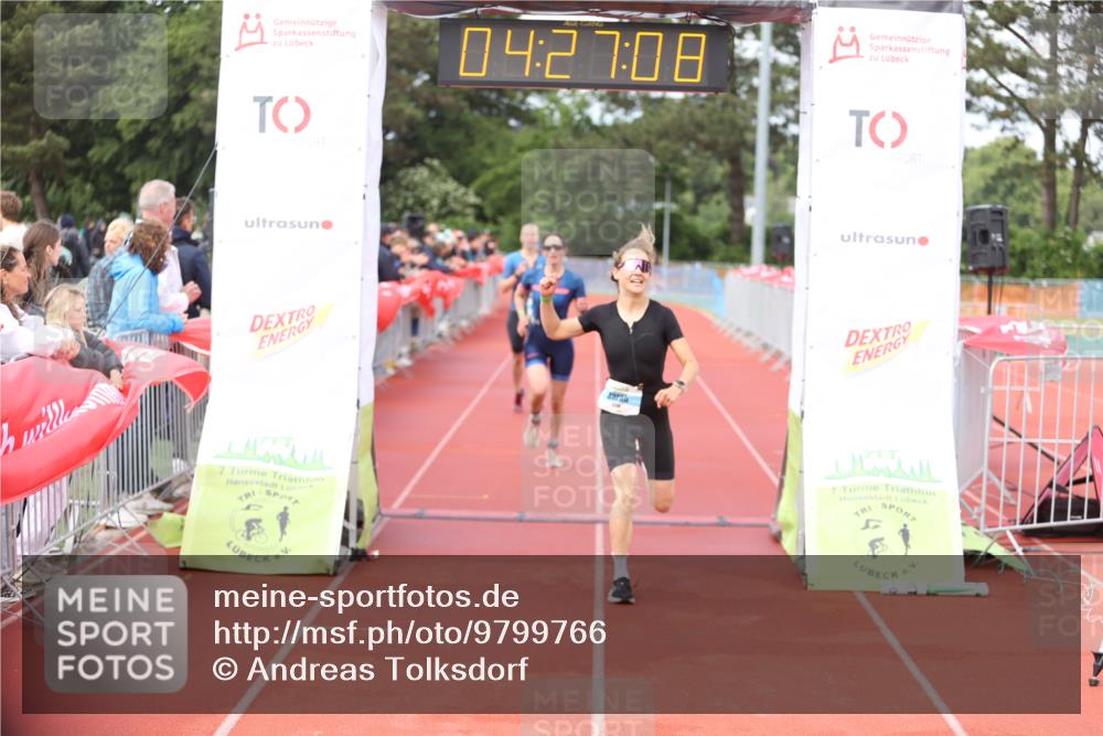 14.06.2026 - 7 Türme Triathlon Andreas Tolksdorf http://msf.ph/oto/9799766 14.06.2026 15:27:07 Ziel 925, 1161, 1170 meine-sportfotos.de
