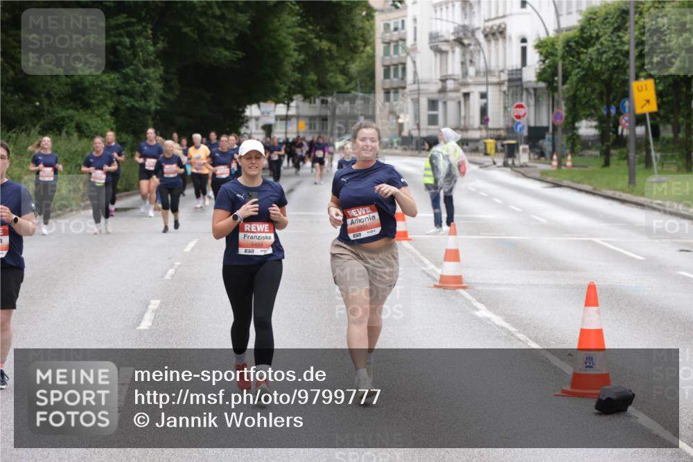 14.06.2026 - REWE Women's Run Jannik Wohlers http://msf.ph/oto/9799777 14.06.2026 11:02:12 Laufen 7, 5459, 5931, 657, 01 meine-sportfotos.de