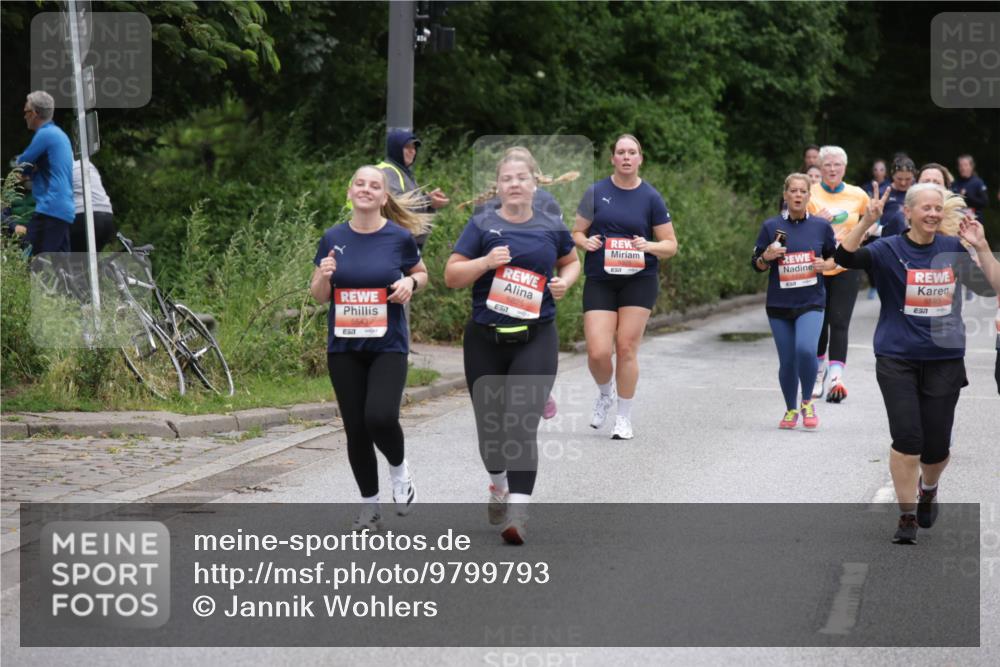 14.06.2026 - REWE Women's Run Jannik Wohlers http://msf.ph/oto/9799793 14.06.2026 11:02:17 Laufen 5543, 5825, 57 meine-sportfotos.de