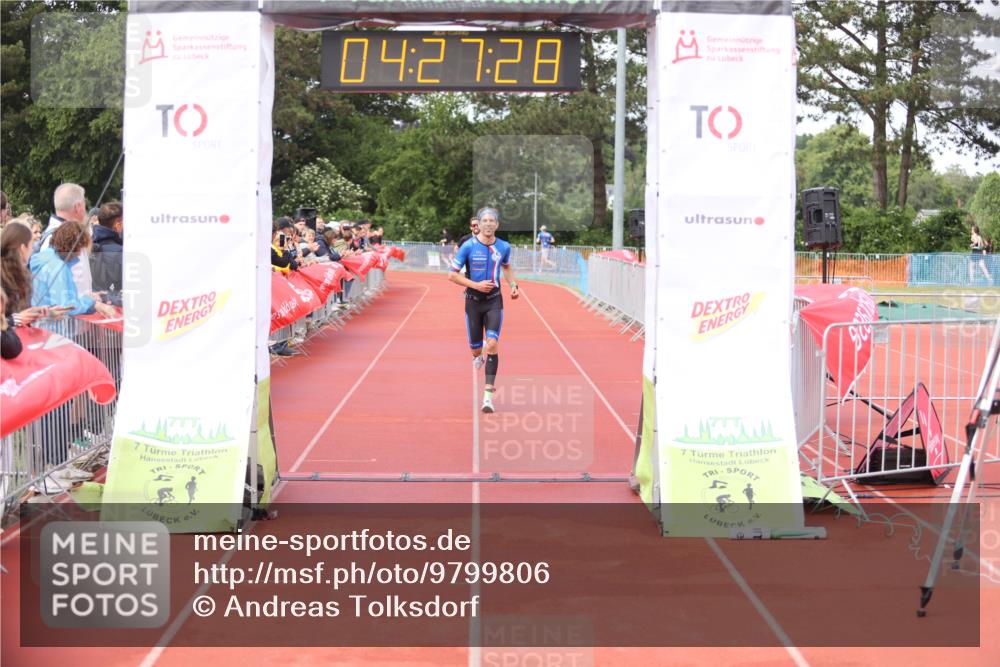 14.06.2026 - 7 Türme Triathlon Andreas Tolksdorf http://msf.ph/oto/9799806 14.06.2026 15:27:27 Ziel 851, 994 meine-sportfotos.de