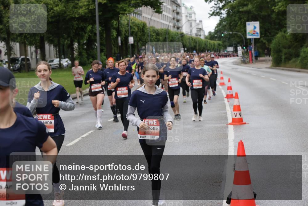 14.06.2026 - REWE Women's Run Jannik Wohlers http://msf.ph/oto/9799807 14.06.2026 10:39:40 Laufen 560, 5409 meine-sportfotos.de