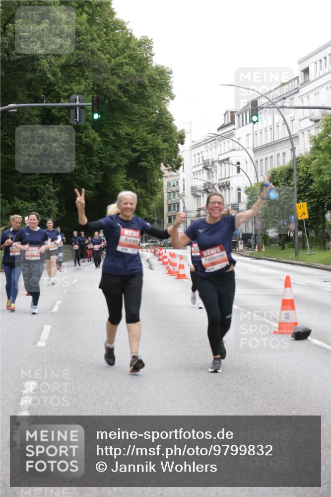 14.06.2026 - REWE Women's Run Jannik Wohlers http://msf.ph/oto/9799832 14.06.2026 11:02:23 Laufen 1 meine-sportfotos.de