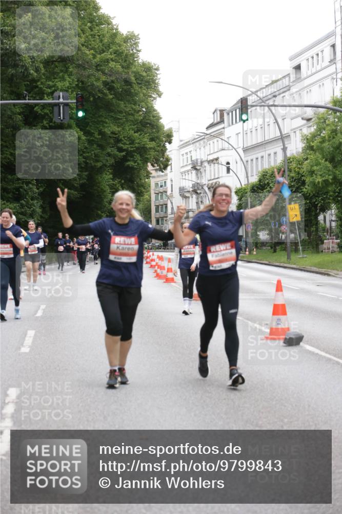 14.06.2026 - REWE Women's Run Jannik Wohlers http://msf.ph/oto/9799843 14.06.2026 11:02:23 Laufen 1 meine-sportfotos.de