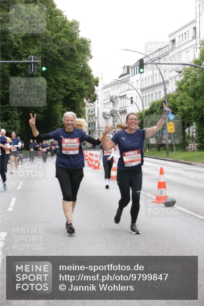 14.06.2026 - REWE Women's Run Jannik Wohlers http://msf.ph/oto/9799847 14.06.2026 11:02:23 Laufen 1, 7 meine-sportfotos.de