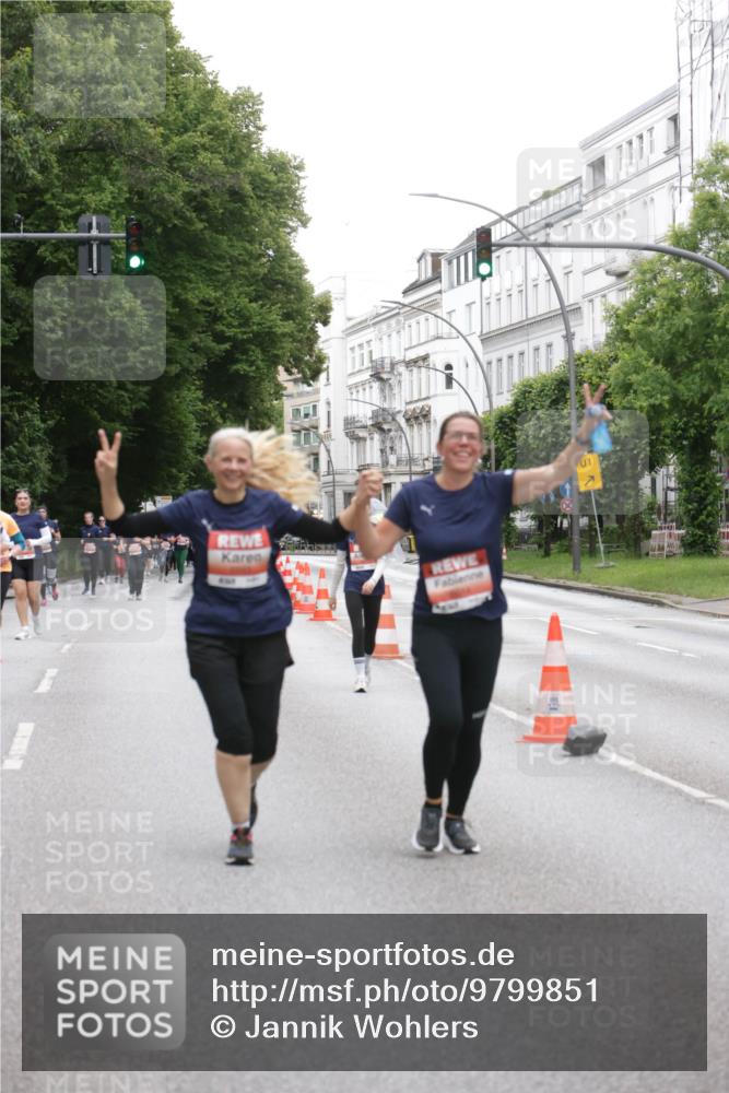 14.06.2026 - REWE Women's Run Jannik Wohlers http://msf.ph/oto/9799851 14.06.2026 11:02:23 Laufen 01 meine-sportfotos.de