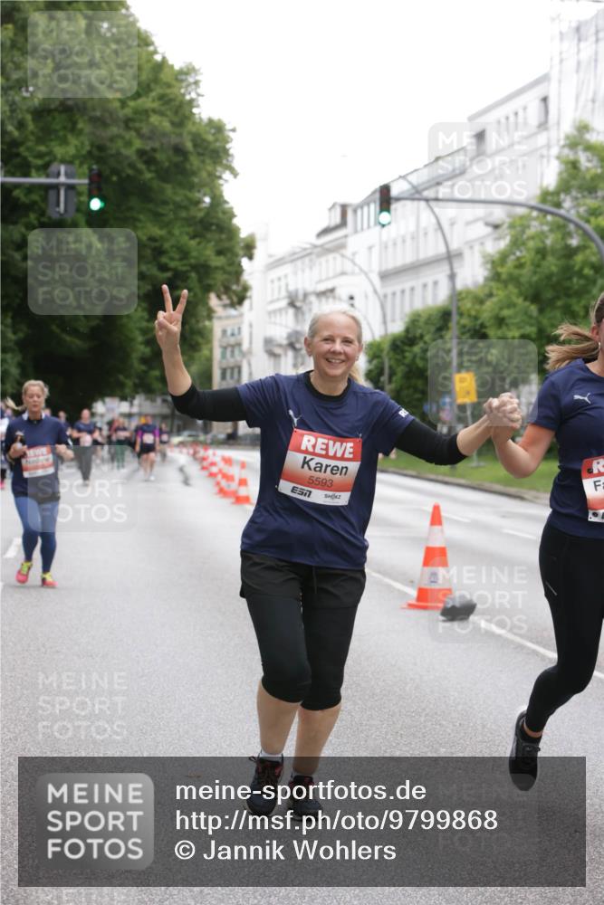 14.06.2026 - REWE Women's Run Jannik Wohlers http://msf.ph/oto/9799868 14.06.2026 11:02:24 Laufen 5593 meine-sportfotos.de