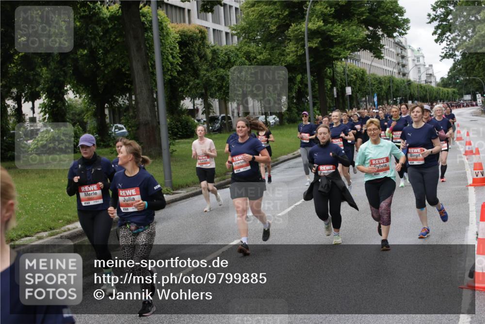 14.06.2026 - REWE Women's Run Jannik Wohlers http://msf.ph/oto/9799885 14.06.2026 10:39:46 Laufen  meine-sportfotos.de