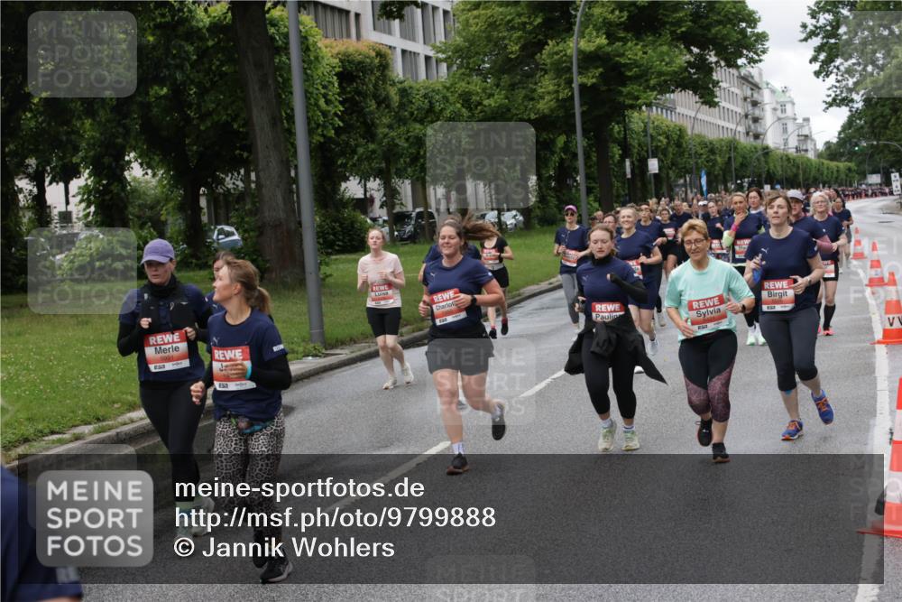 14.06.2026 - REWE Women's Run Jannik Wohlers http://msf.ph/oto/9799888 14.06.2026 10:39:46 Laufen 5991 meine-sportfotos.de