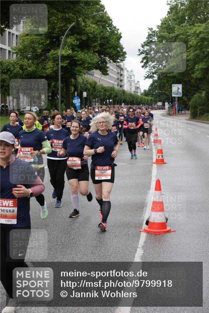 14.06.2026 - REWE Women's Run Jannik Wohlers http://msf.ph/oto/9799918 14.06.2026 10:39:50 Laufen 716, 5532, 6, 00, 6054, 6056 meine-sportfotos.de