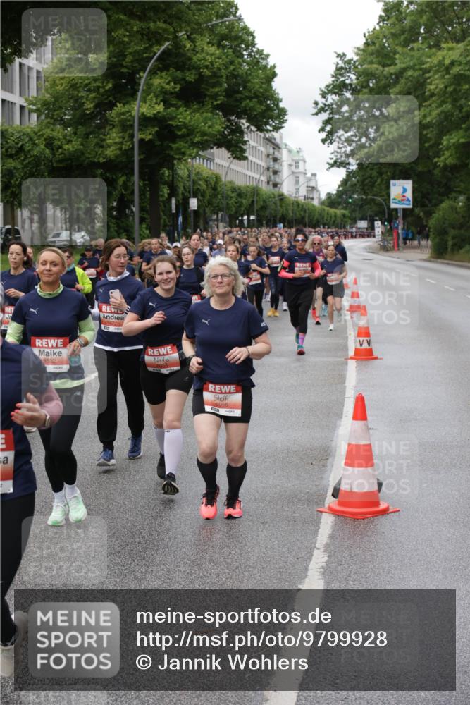 14.06.2026 - REWE Women's Run Jannik Wohlers http://msf.ph/oto/9799928 14.06.2026 10:39:51 Laufen 5532, 6056 meine-sportfotos.de