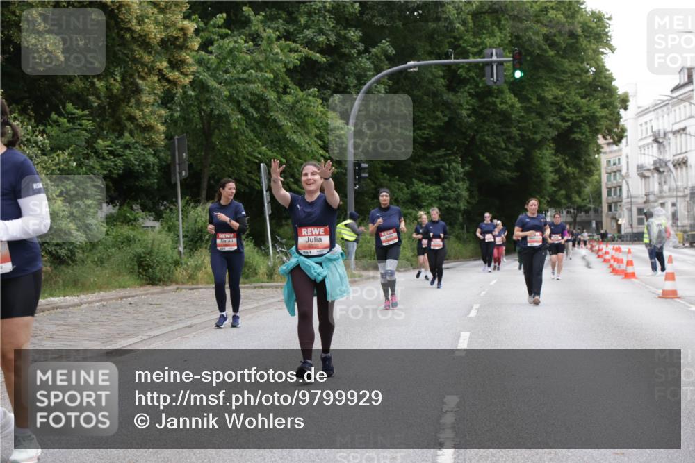 14.06.2026 - REWE Women's Run Jannik Wohlers http://msf.ph/oto/9799929 14.06.2026 11:02:33 Laufen 6039 meine-sportfotos.de