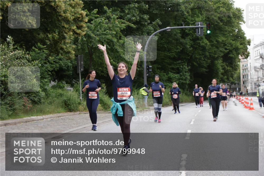 14.06.2026 - REWE Women's Run Jannik Wohlers http://msf.ph/oto/9799948 14.06.2026 11:02:33 Laufen 6039 meine-sportfotos.de