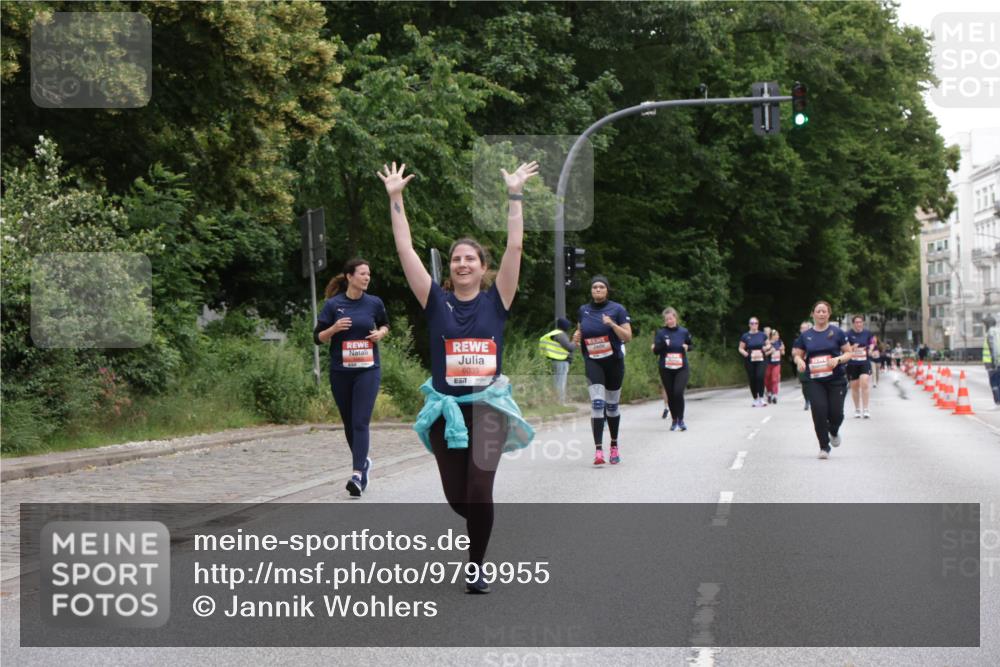 14.06.2026 - REWE Women's Run Jannik Wohlers http://msf.ph/oto/9799955 14.06.2026 11:02:33 Laufen 6039, 7 meine-sportfotos.de