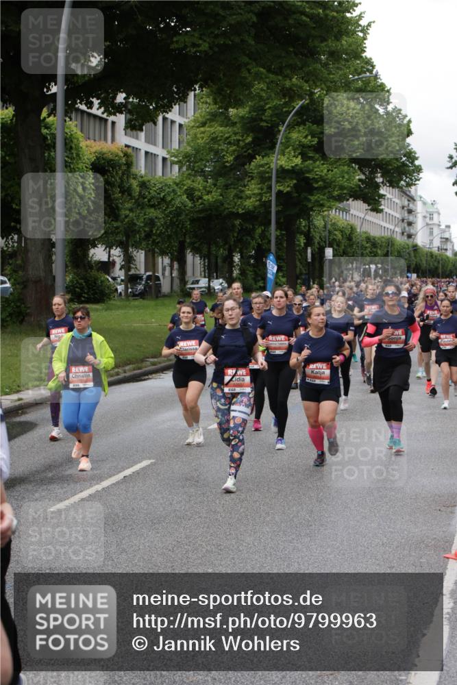 14.06.2026 - REWE Women's Run Jannik Wohlers http://msf.ph/oto/9799963 14.06.2026 10:39:53 Laufen 5, 00 meine-sportfotos.de