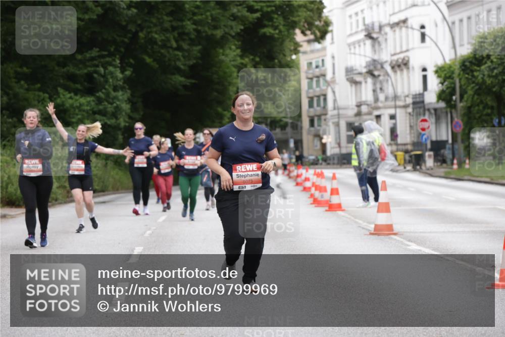 14.06.2026 - REWE Women's Run Jannik Wohlers http://msf.ph/oto/9799969 14.06.2026 11:02:36 Laufen 5073, 7 meine-sportfotos.de
