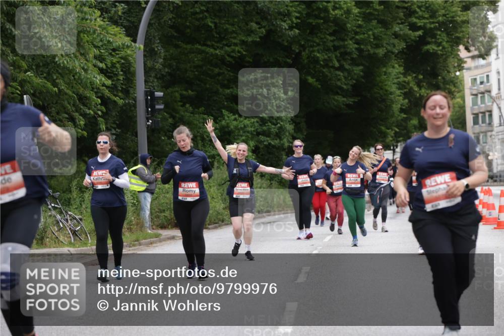 14.06.2026 - REWE Women's Run Jannik Wohlers http://msf.ph/oto/9799976 14.06.2026 11:02:37 Laufen 03, 433 meine-sportfotos.de