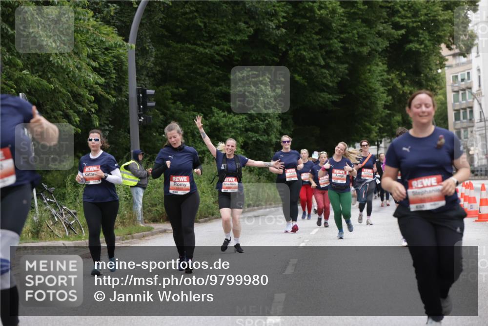 14.06.2026 - REWE Women's Run Jannik Wohlers http://msf.ph/oto/9799980 14.06.2026 11:02:37 Laufen 57, 433 meine-sportfotos.de