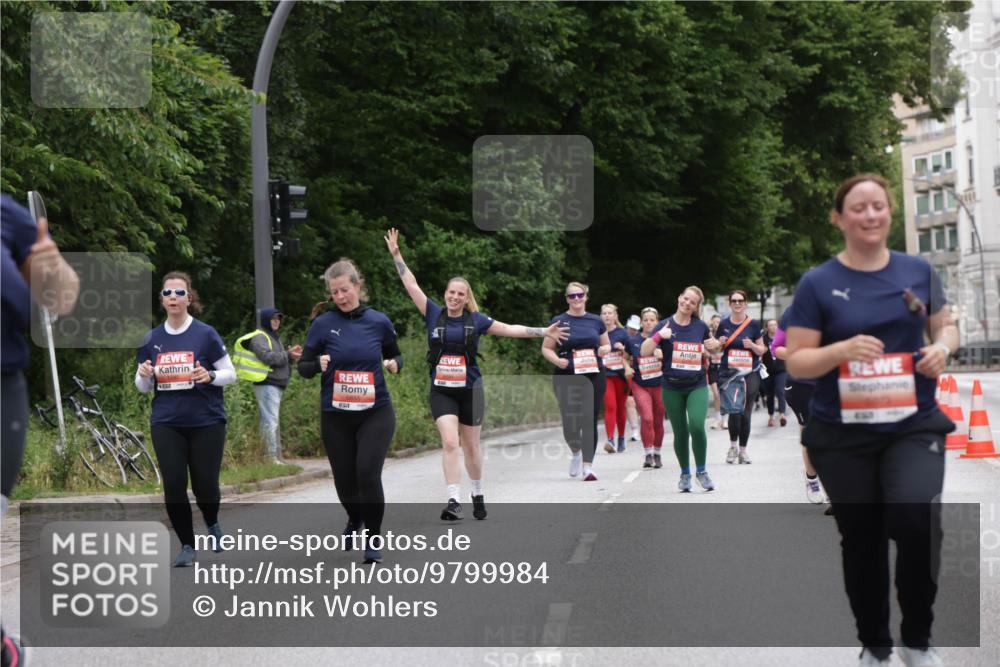 14.06.2026 - REWE Women's Run Jannik Wohlers http://msf.ph/oto/9799984 14.06.2026 11:02:37 Laufen 57 meine-sportfotos.de