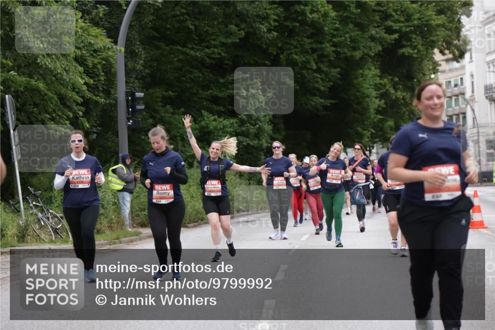 14.06.2026 - REWE Women's Run Jannik Wohlers http://msf.ph/oto/9799992 14.06.2026 11:02:37 Laufen 57 meine-sportfotos.de