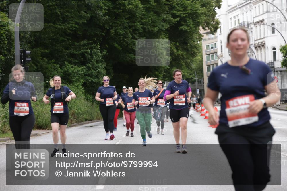14.06.2026 - REWE Women's Run Jannik Wohlers http://msf.ph/oto/9799994 14.06.2026 11:02:39 Laufen 57 meine-sportfotos.de