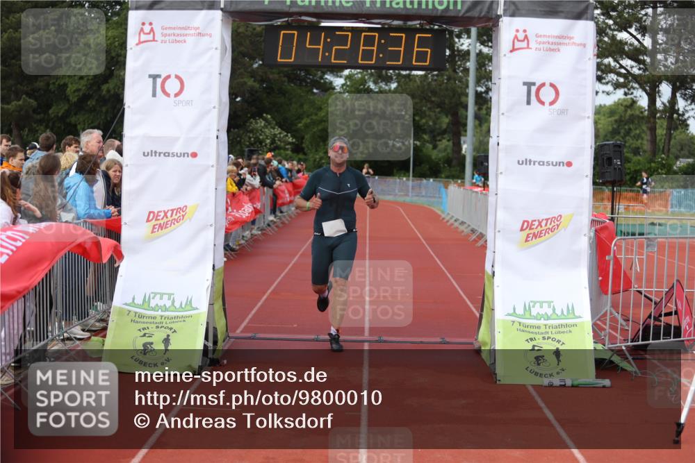 14.06.2026 - 7 Türme Triathlon Andreas Tolksdorf http://msf.ph/oto/9800010 14.06.2026 15:28:34 Ziel 1058, 1081 meine-sportfotos.de