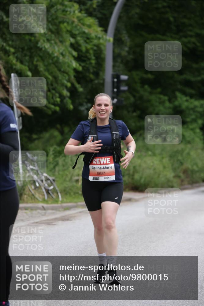 14.06.2026 - REWE Women's Run Jannik Wohlers http://msf.ph/oto/9800015 14.06.2026 11:02:42 Laufen 5681 meine-sportfotos.de