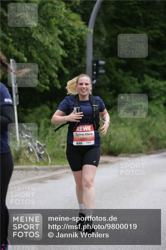14.06.2026 - REWE Women's Run Jannik Wohlers http://msf.ph/oto/9800019 14.06.2026 11:02:42 Laufen 5681 meine-sportfotos.de