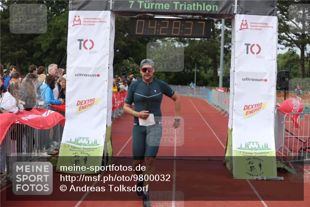 14.06.2026 - 7 Türme Triathlon Andreas Tolksdorf http://msf.ph/oto/9800032 14.06.2026 15:28:36 Ziel 1058, 1081 meine-sportfotos.de
