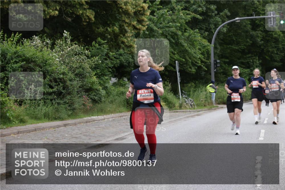 14.06.2026 - REWE Women's Run Jannik Wohlers http://msf.ph/oto/9800137 14.06.2026 11:02:51 Laufen 5927 meine-sportfotos.de