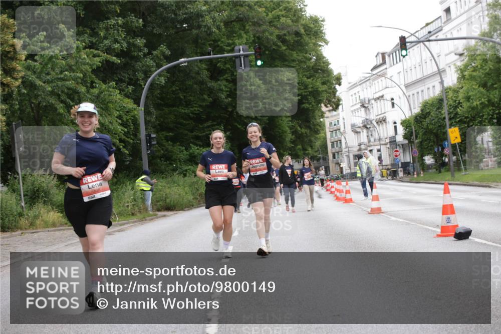 14.06.2026 - REWE Women's Run Jannik Wohlers http://msf.ph/oto/9800149 14.06.2026 11:02:53 Laufen 6836, 57, 1 meine-sportfotos.de